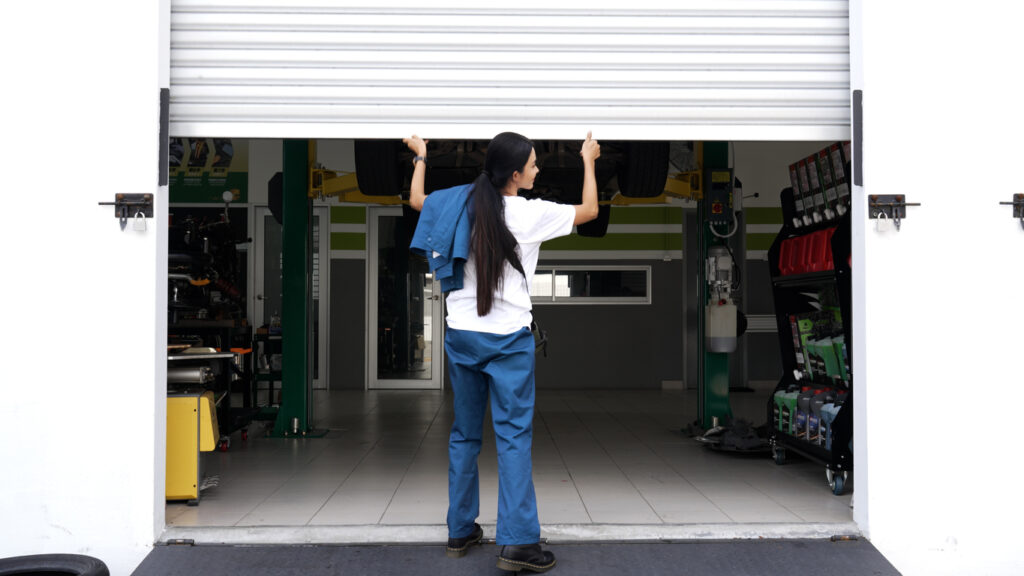 garage-doors-services-reputation-management